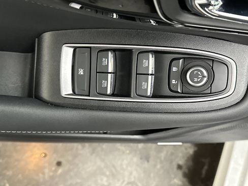 Used 2025 Subaru Legacy Limited image 18