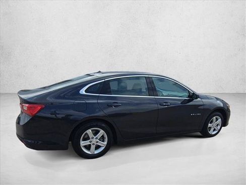Used 2023 Chevrolet Malibu LT w/ Driver Confidence Package FWD image 8