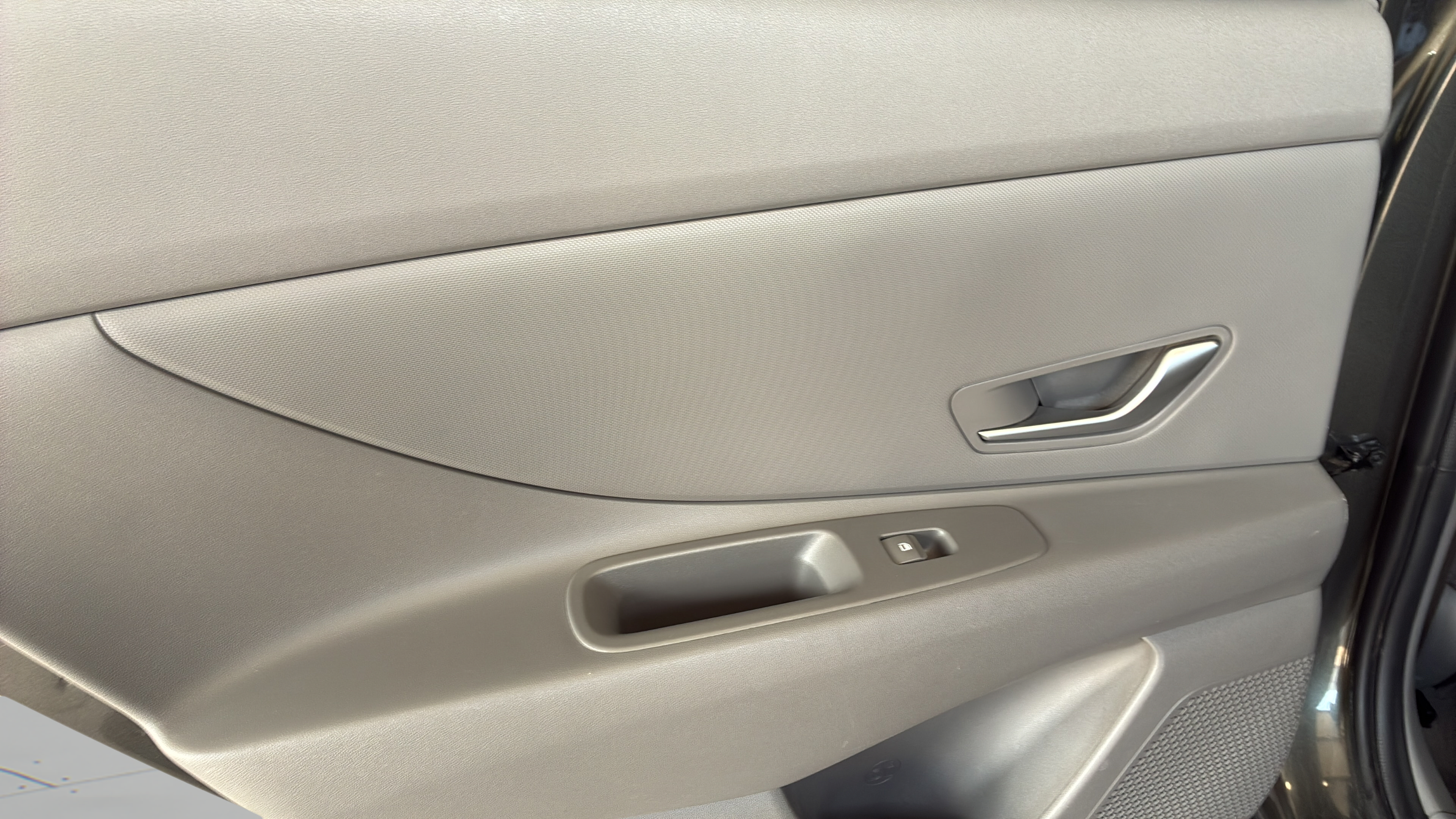 Used 2024 Hyundai Elantra SEL FWD image 19