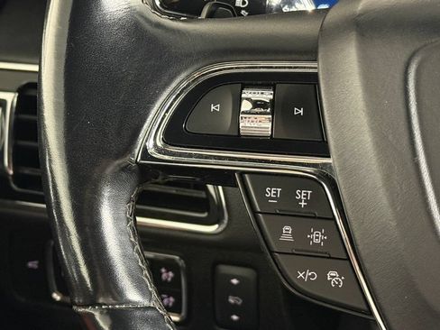 Used 2024 Lincoln Navigator L 4WD image 43