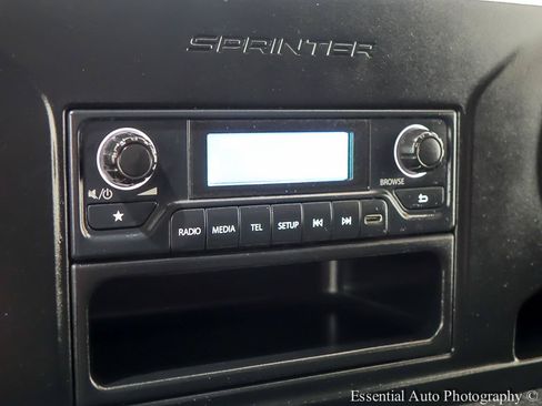Used 2020 Mercedes-Benz Sprinter 2500 w/ Driver Convenience Package image 11