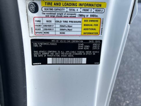 Used 2012 Volvo C70 T5 image 32