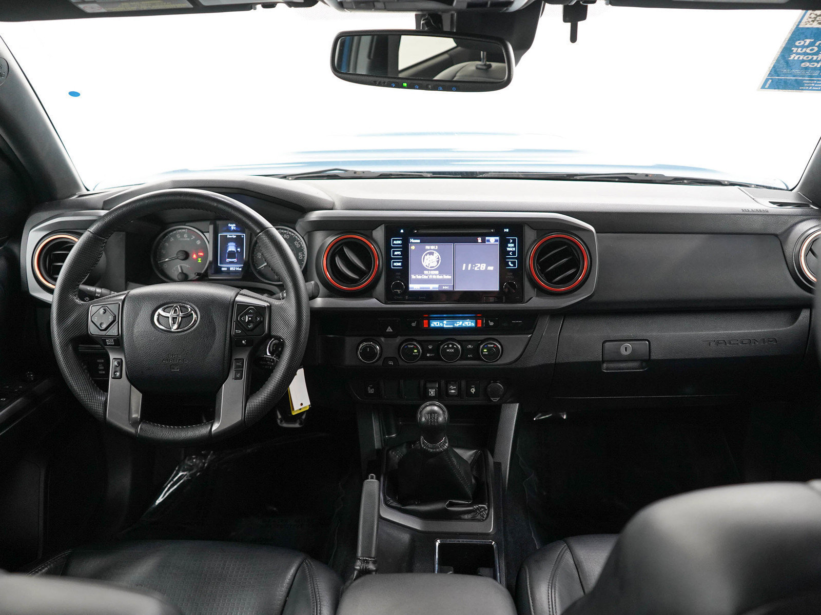 Used 2019 Toyota Tacoma TRD Sport AWD/4WD image 13