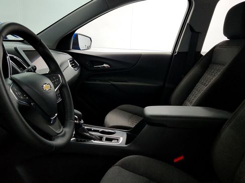 Certified 2024 Chevrolet Equinox LT FWD image 17