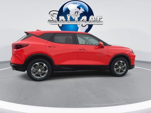 Used 2025 Chevrolet Blazer LT AWD/4WD image 10