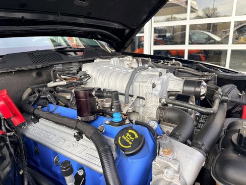 Used 2011 Ford Mustang Shelby GT500 w/ SVT Performance Pkg image 37