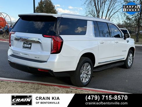Used 2021 GMC Yukon XL SLT w/ SLT Premium Package image 8