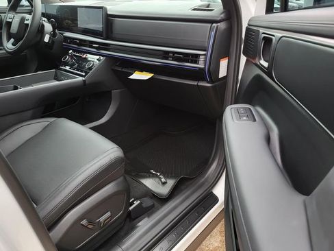 New 2026 Hyundai Santa Fe Calligraphy image 7