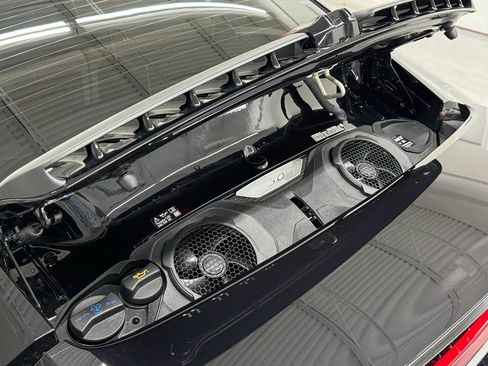 Used 2025 Porsche 911 Carrera RWD image 34