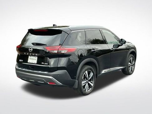 Used 2023 Nissan Rogue SL w/ SL Premium Package image 7