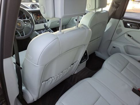 Certified 2016 Porsche Macan S image 19