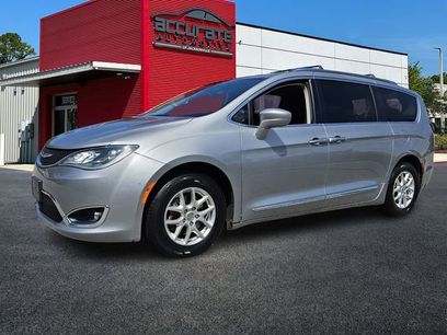 Used 2020 Chrysler Pacifica Touring-L