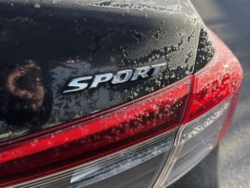 Used 2023 Honda Civic Sport image 9