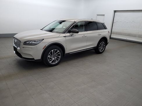 Used 2022 Lincoln Corsair AWD w/ Equipment Group 101A image 2