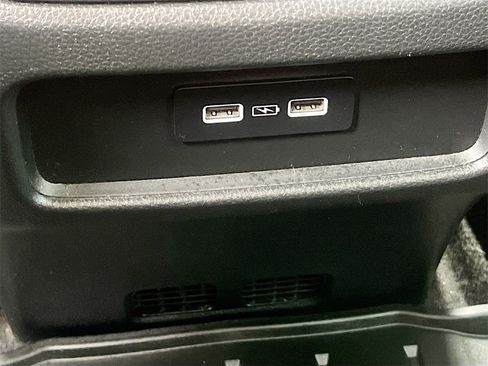 Used 2023 Honda Pilot Touring image 27