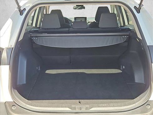 Used 2025 Toyota RAV4 XLE AWD/4WD image 6