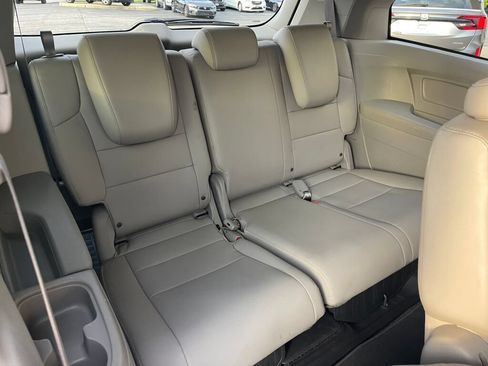 Used 2016 Honda Odyssey EX-L image 32