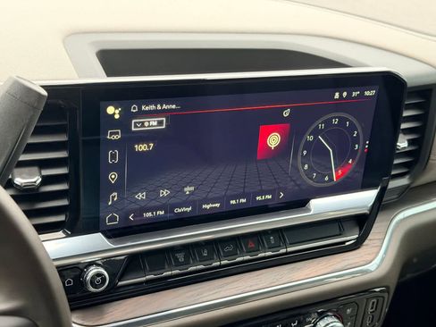 Used 2024 GMC Sierra 2500 SLT w/ SLT Convenience Package image 29