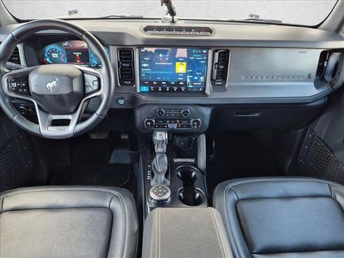 Used 2025 Ford Bronco Badlands AWD/4WD image 18