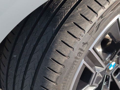 Used 2024 BMW 530i w/ M Sport Package image 12