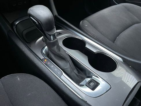 Used 2022 Chevrolet Malibu LT FWD image 20
