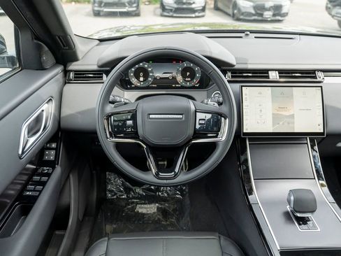 New 2026 Land Rover Range Rover Velar Dynamic SE image 12