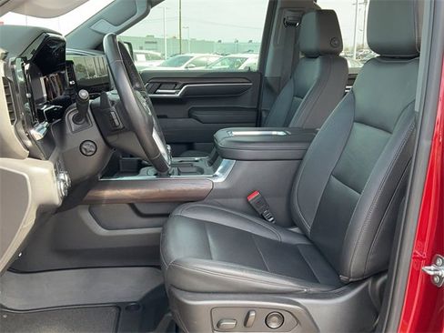 Used 2022 GMC Sierra 1500 SLT w/ SLT Premium Plus Package image 16