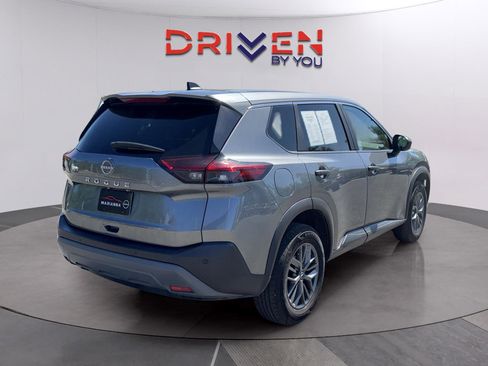 Used 2023 Nissan Rogue S FWD image 5