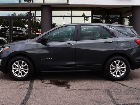 Used 2021 Chevrolet Equinox LS FWD image 8