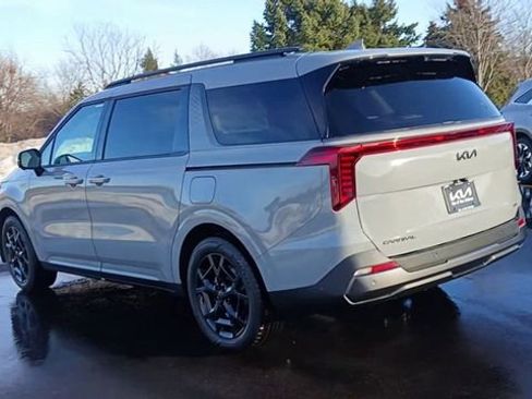 New 2026 Kia Carnival SX Prestige FWD image 9