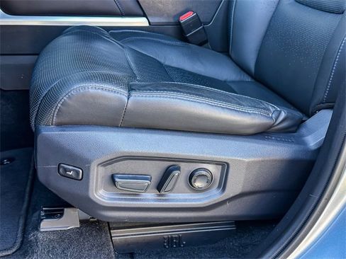 Used 2023 Toyota Tundra Platinum image 13