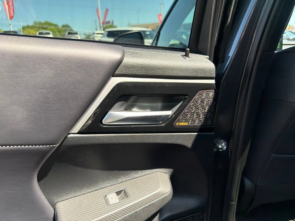 Used 2026 Mitsubishi Outlander SE AWD/4WD image 34