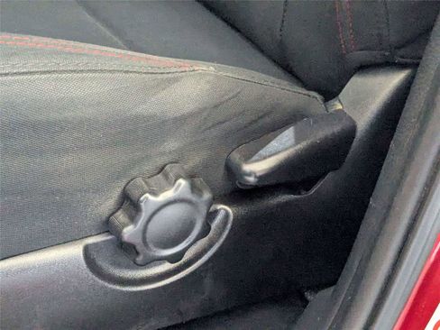 Used 2019 Toyota Tacoma SR5 image 16