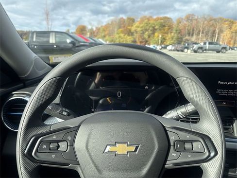 New 2026 Chevrolet Trax LT image 11