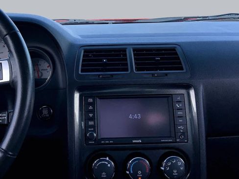 Used 2009 Dodge Challenger SRT8 w/ SRT Option Group II RWD image 6