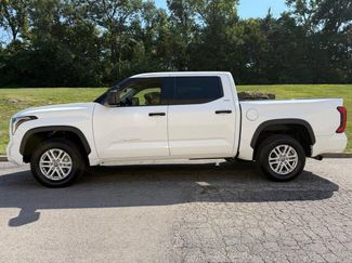 Used 2022 Toyota Tundra SR5 w/ SR5 Convenience Package AWD/4WD video 2