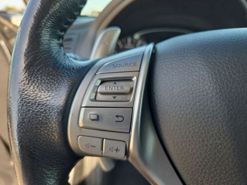Used 2013 Nissan Altima 3.5 SL FWD image 23