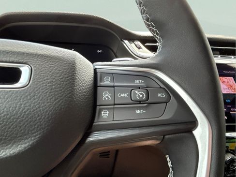 New 2026 Jeep Grand Cherokee 2WD image 15