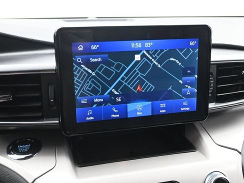 Used 2023 Ford Explorer XLT w/ Equipment Group 202A AWD/4WD image 16