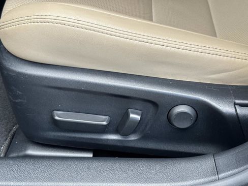 Used 2020 Lexus IS 300 image 13