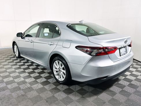 Used 2023 Toyota Camry LE FWD image 5