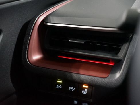 New 2026 Toyota Prius Plug-In Hybrid image 25