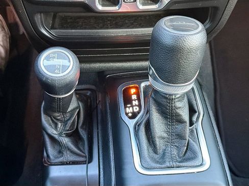 Used 2020 Jeep Gladiator Sport w/ Quick Order Package 24S AWD/4WD image 27