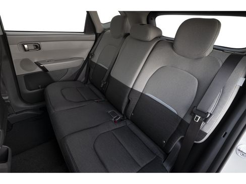 New 2027 Kia Seltos LX FWD image 9
