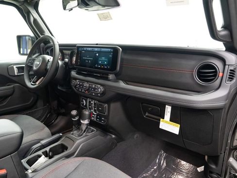 New 2026 Jeep Wrangler Unlimited Rubicon image 29