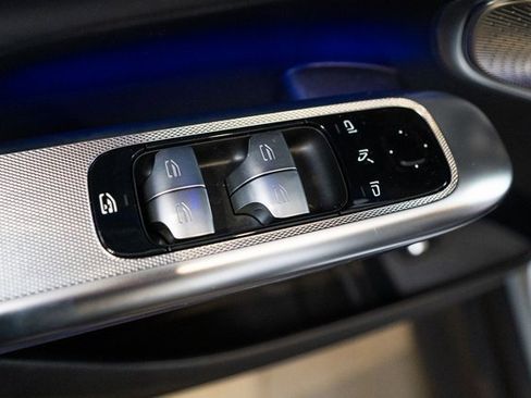 New 2026 Mercedes-Benz GLC 300 4MATIC image 13