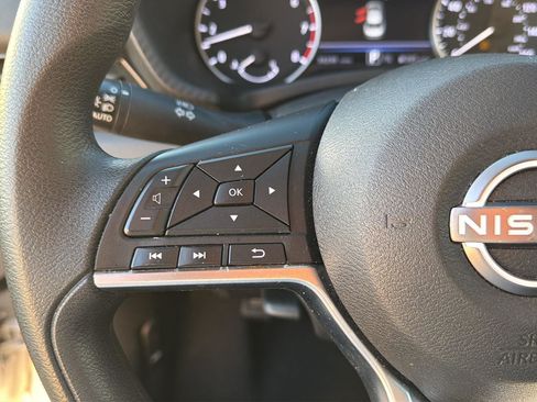 Used 2024 Nissan Sentra SV image 21