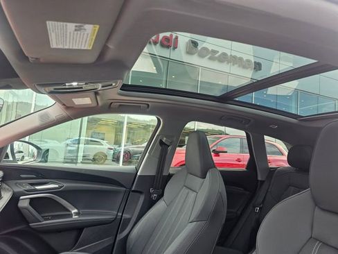 Used 2025 Audi Q5 Premium Plus w/ Premium Plus AWD/4WD image 8