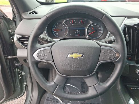 Used 2023 Chevrolet Traverse LT AWD/4WD image 19