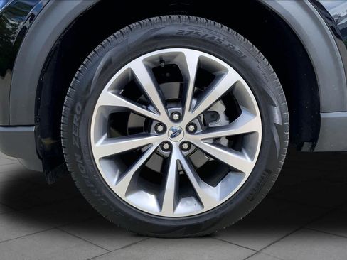 Used 2025 Ford Explorer Platinum w/ Ultimate Package AWD/4WD image 10